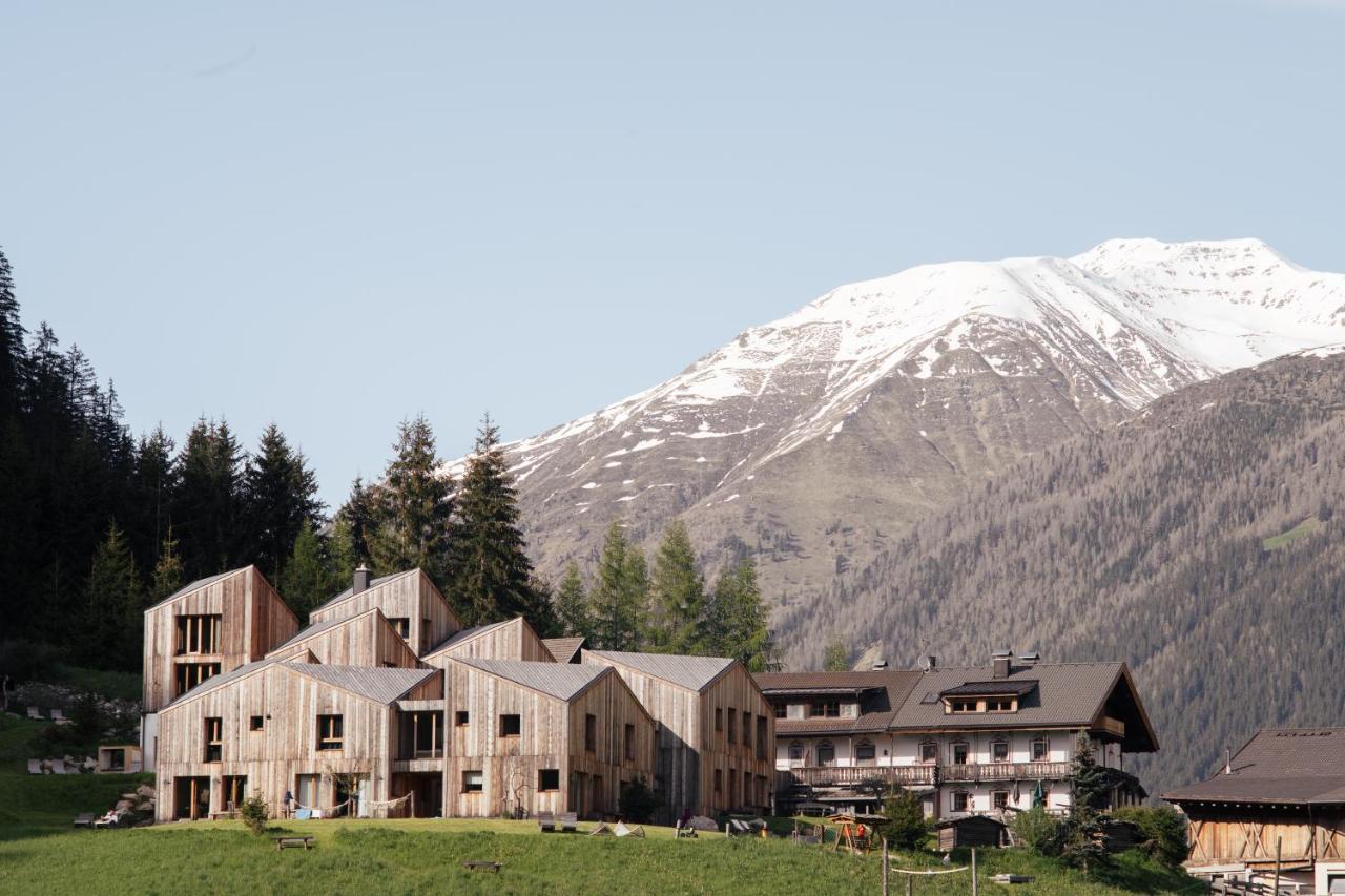 Apparthotel Bio Natur Refugium Blaslahof Santa Maddalena in Casies Exterior photo