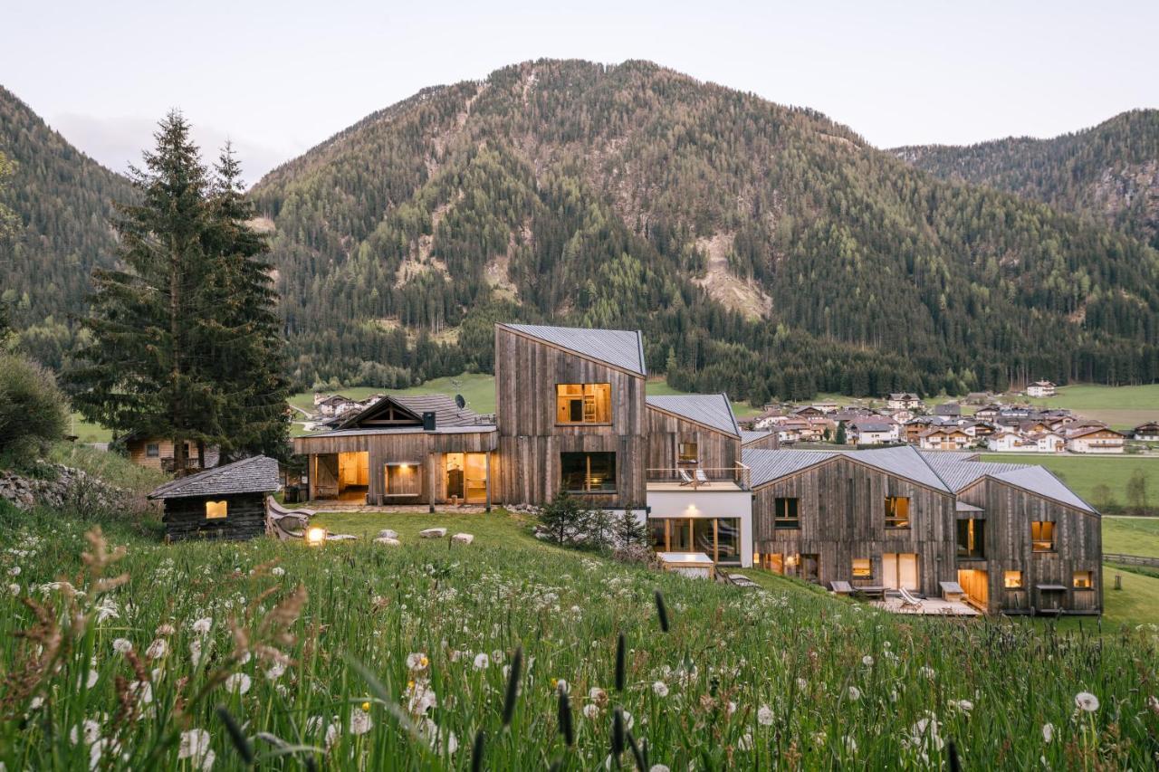 Apparthotel Bio Natur Refugium Blaslahof Santa Maddalena in Casies Exterior photo