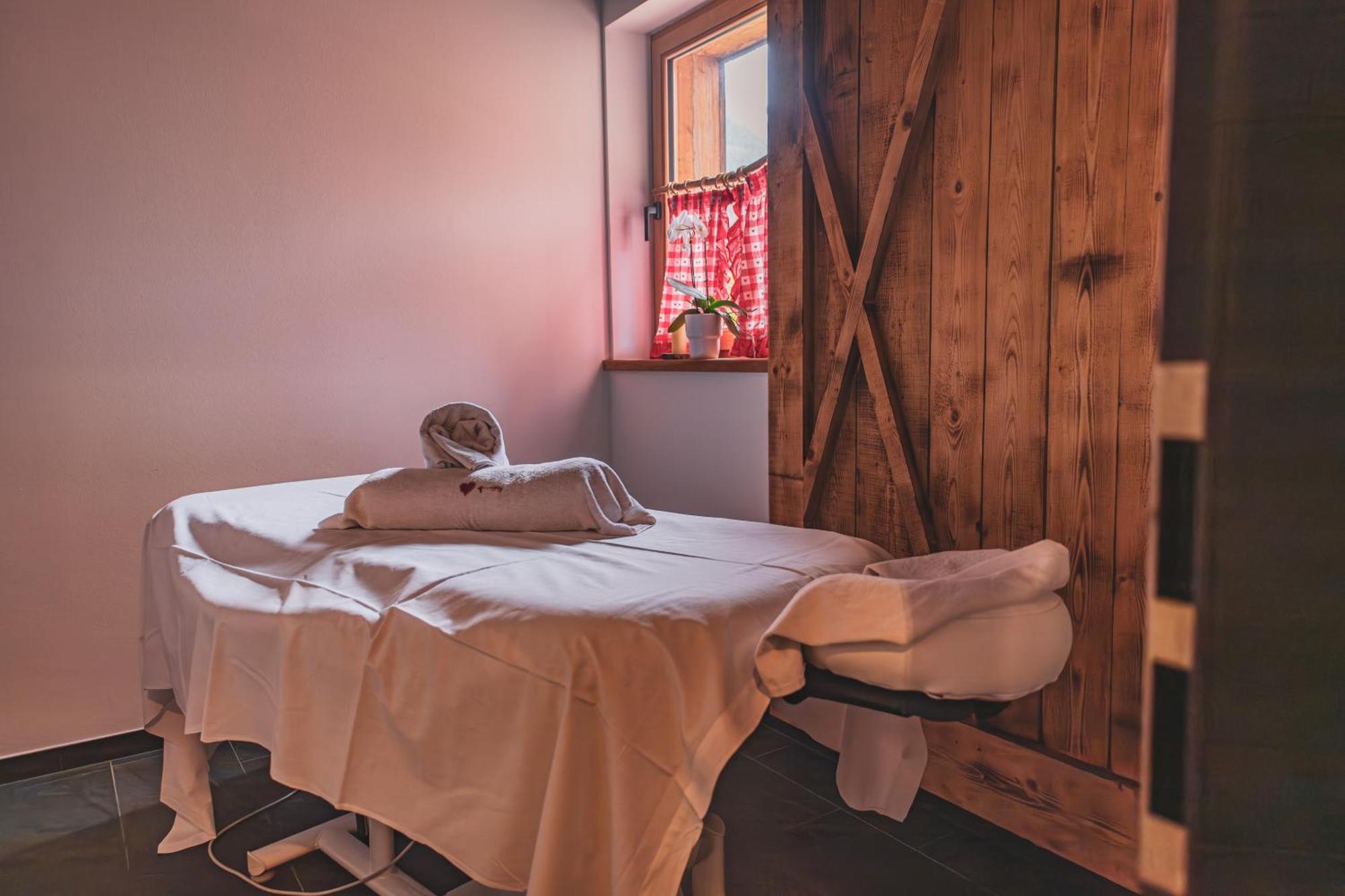 Apparthotel Bio Natur Refugium Blaslahof Santa Maddalena in Casies Exterior photo